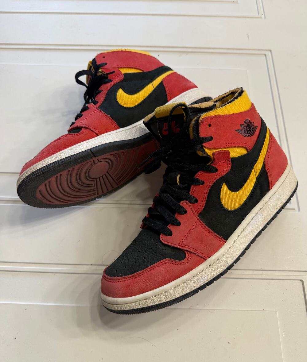 Nike Air Jordan 1 Mens Sz 10 High Zoom Comfort CMFRT Chile Red Yellow Sneakers